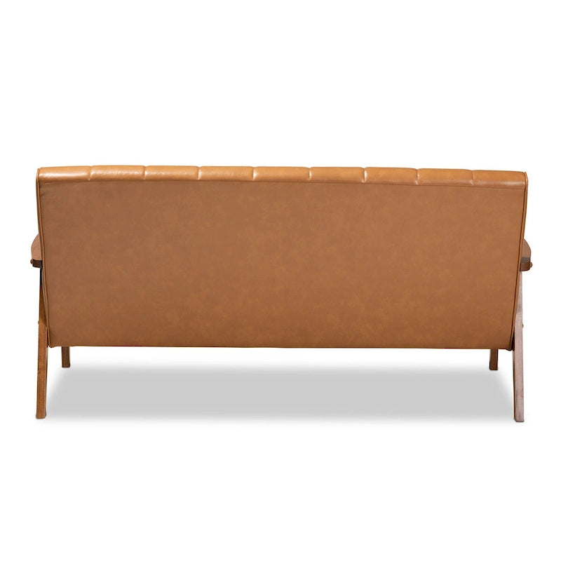 Bank van beige kunstleer en walnotenhout